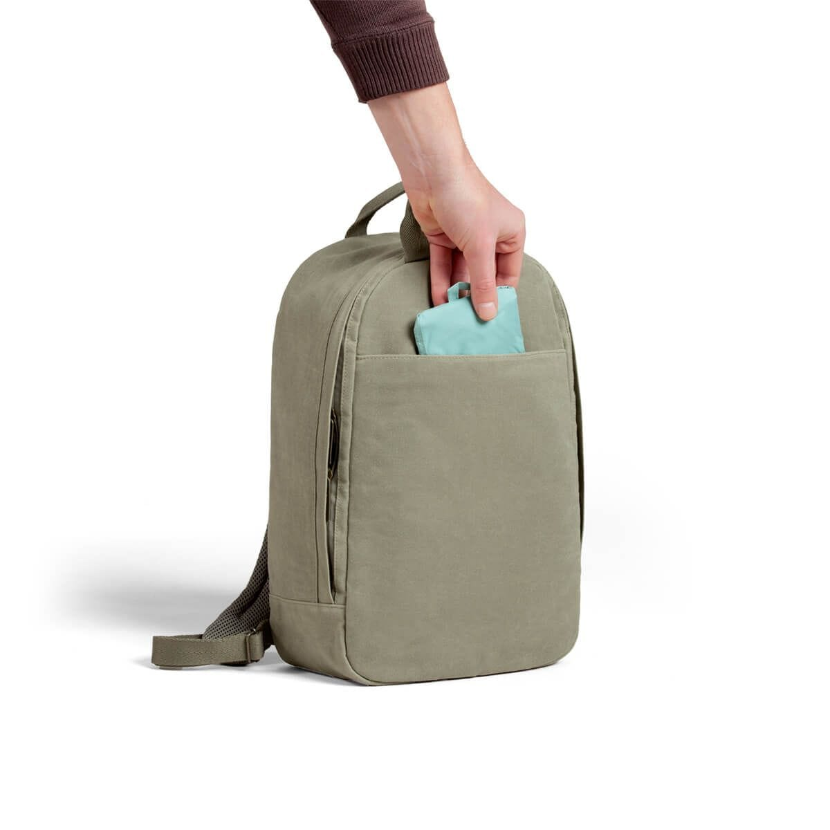 Backpack Pro | Travel Backpack for Tech-Savvy Explorers - Day Owl