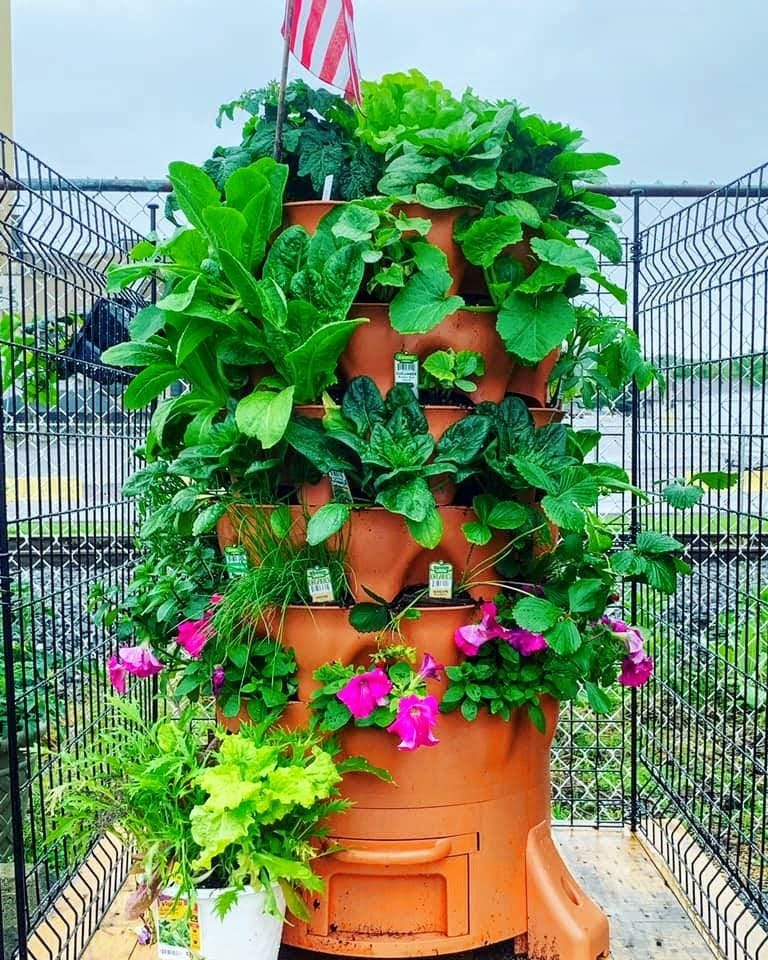 Garden Tower® 2 Deluxe Vertical Garden Bundle