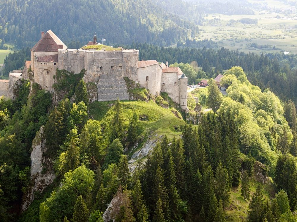 La Grande Traversée du Jura (GR® 509-GTJ)