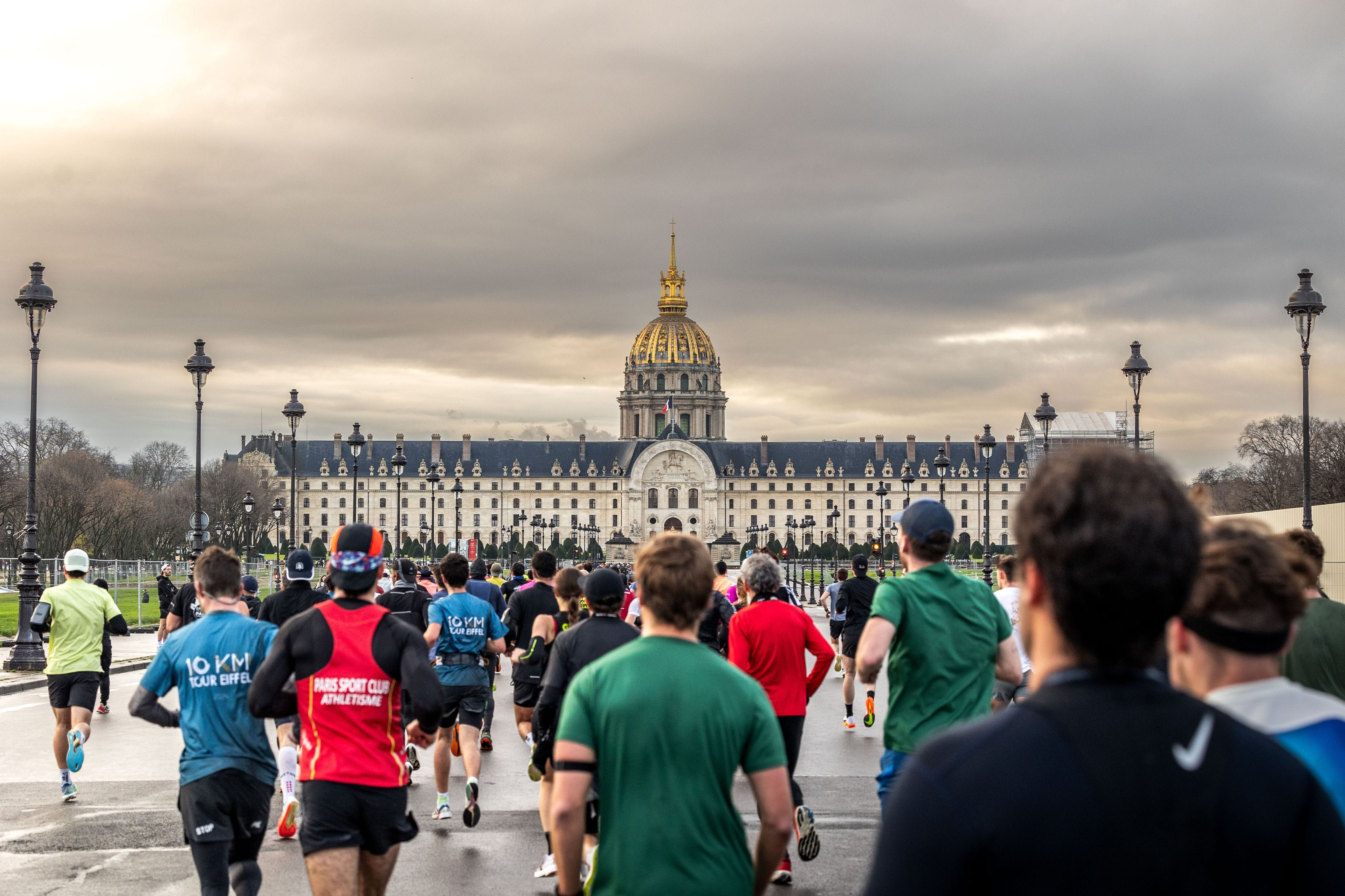 10 km de la Tour Eiffel