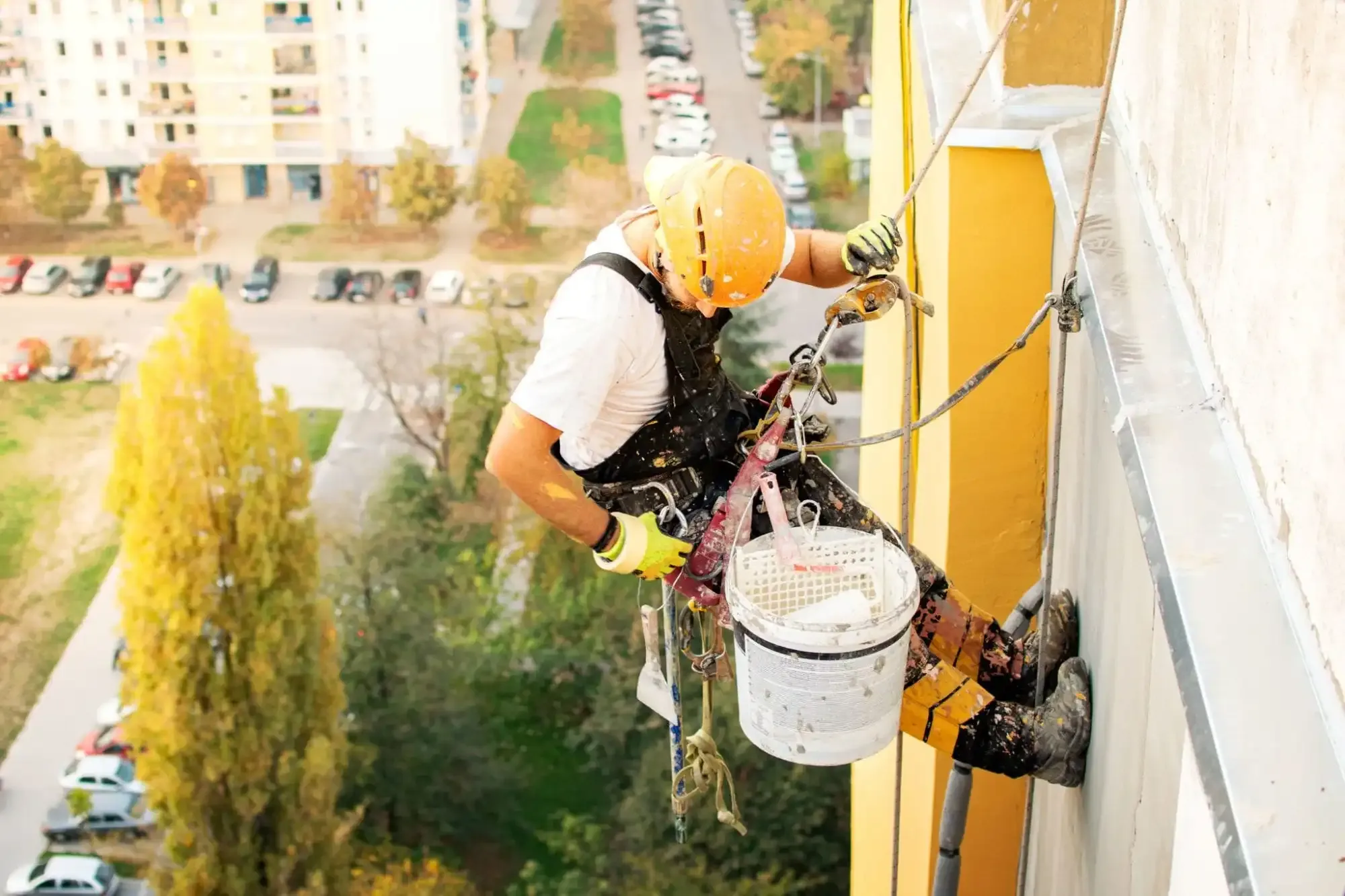 Hanging industrial climber