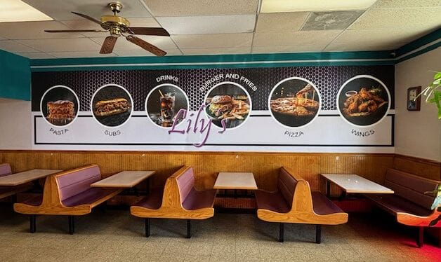 bespoke restaurant wall mural in a fast food restaurant in USA