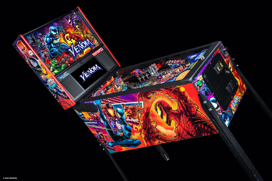 Comic Book style art on on Venom Premium Pinball Machine.