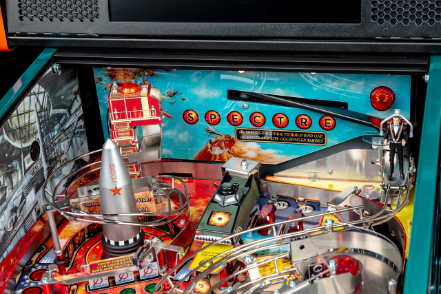 Bird One Rocket on James Bond 007 pinball