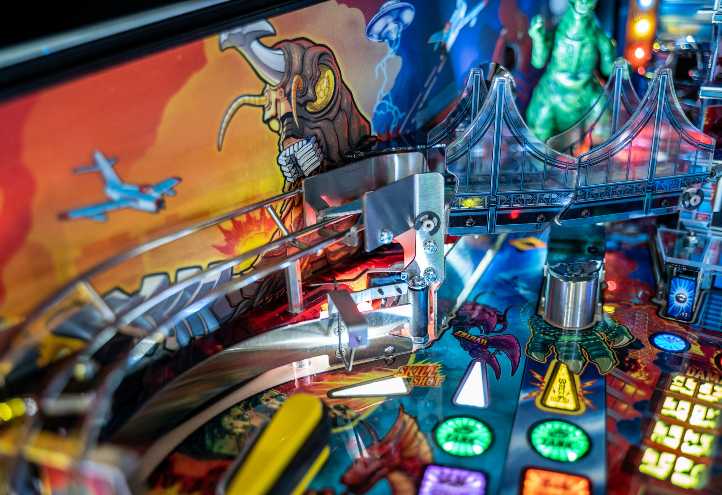 Animated bridge on Godzilla Limited Edition Pinball.