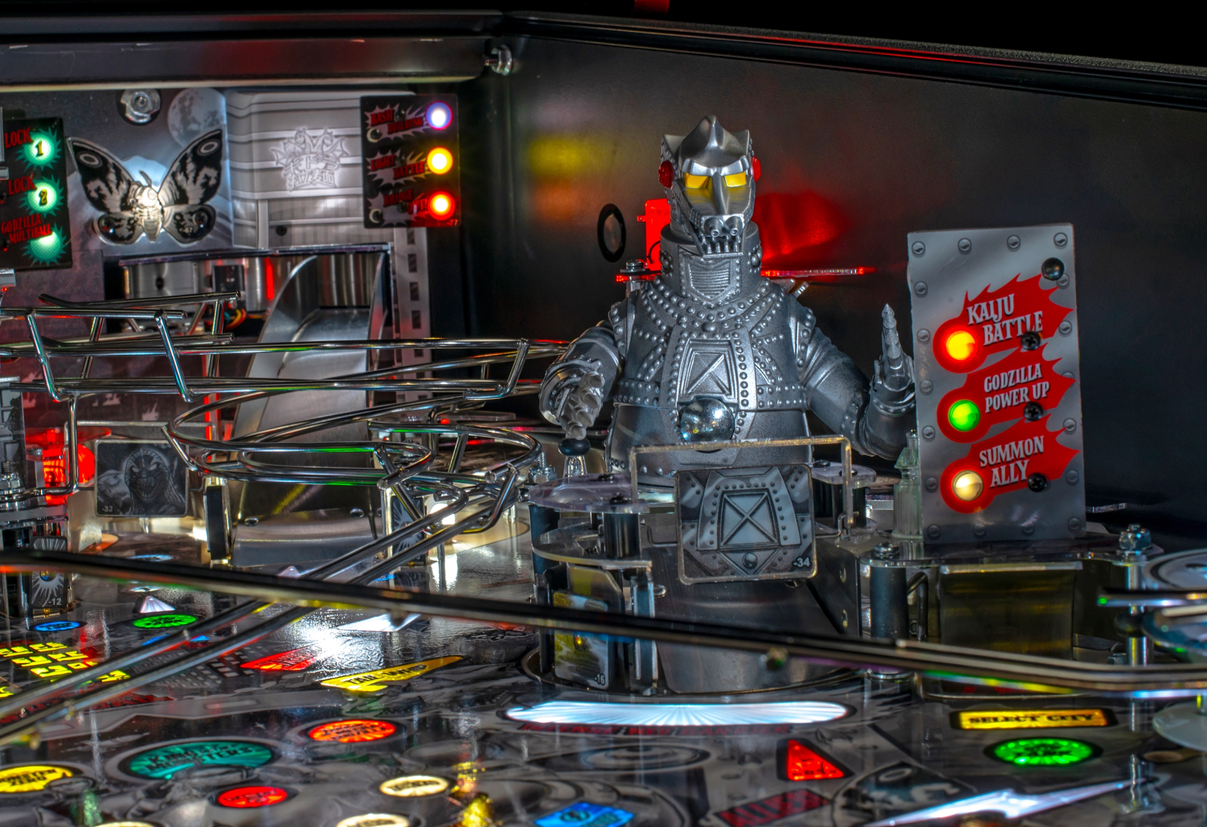 Motorized Mechagodzilla on Godzilla Anniversary Edition