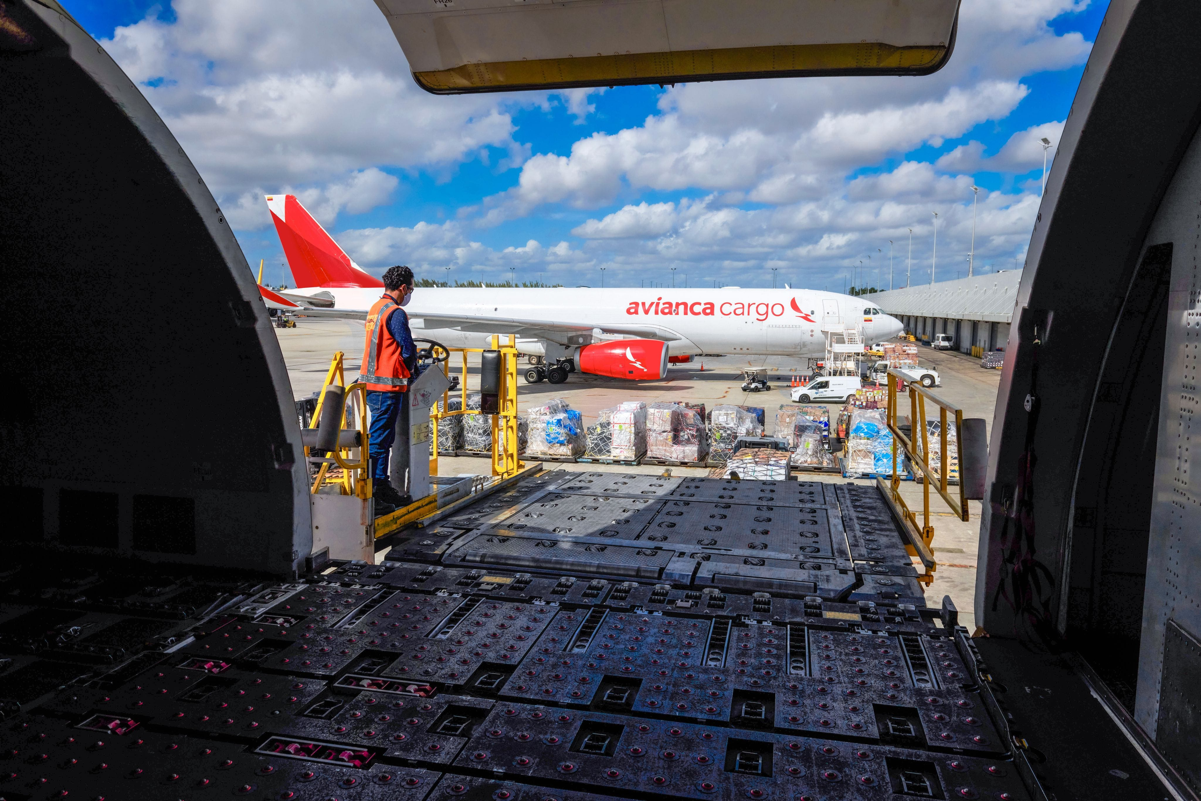 Avianca jet engine