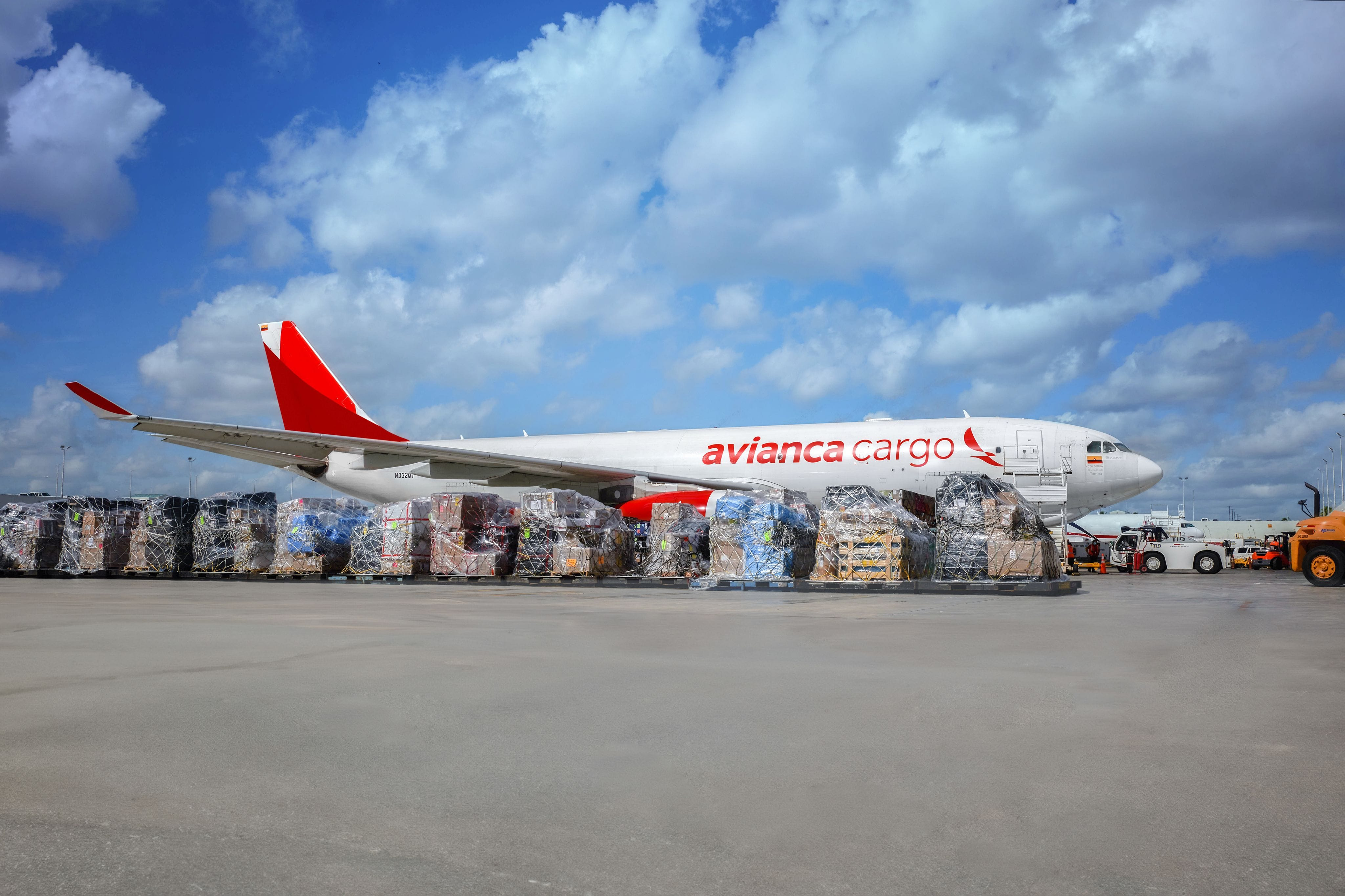 Avianca plane on the runway