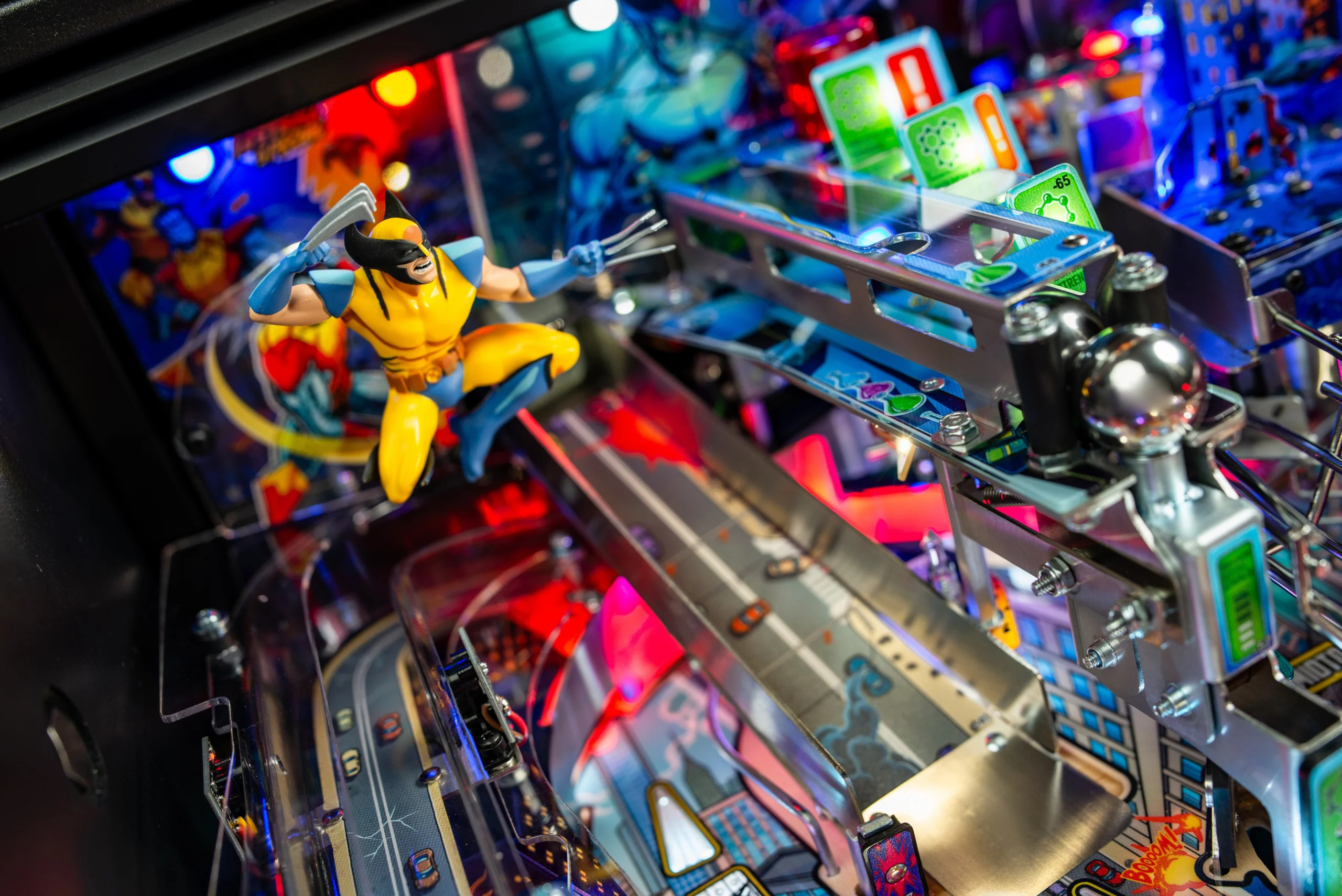Wolverine action figure Limited Edition The Uncanny X-Men pinball.