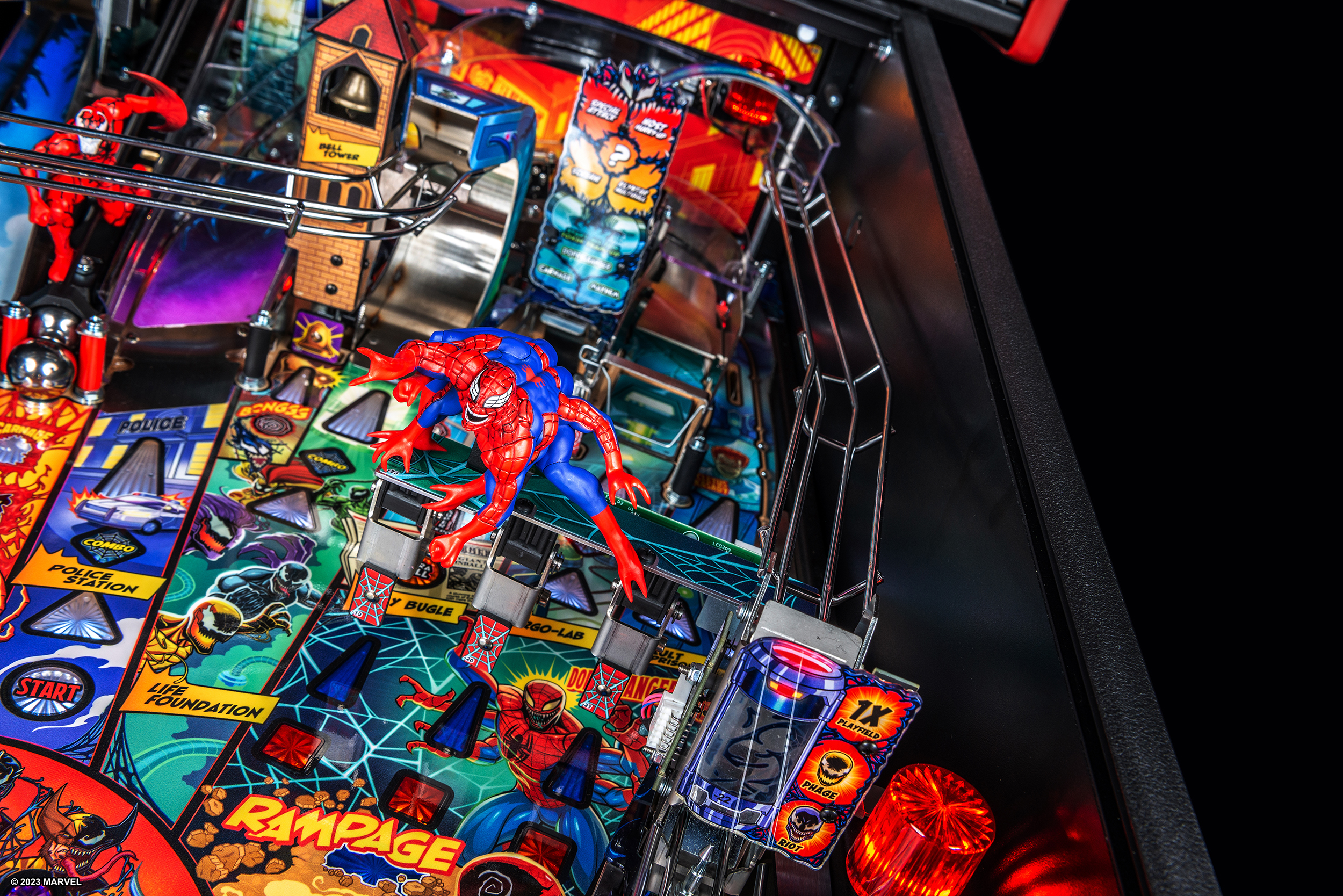 Doppelgänger that swings on Venom premium pinball machine.