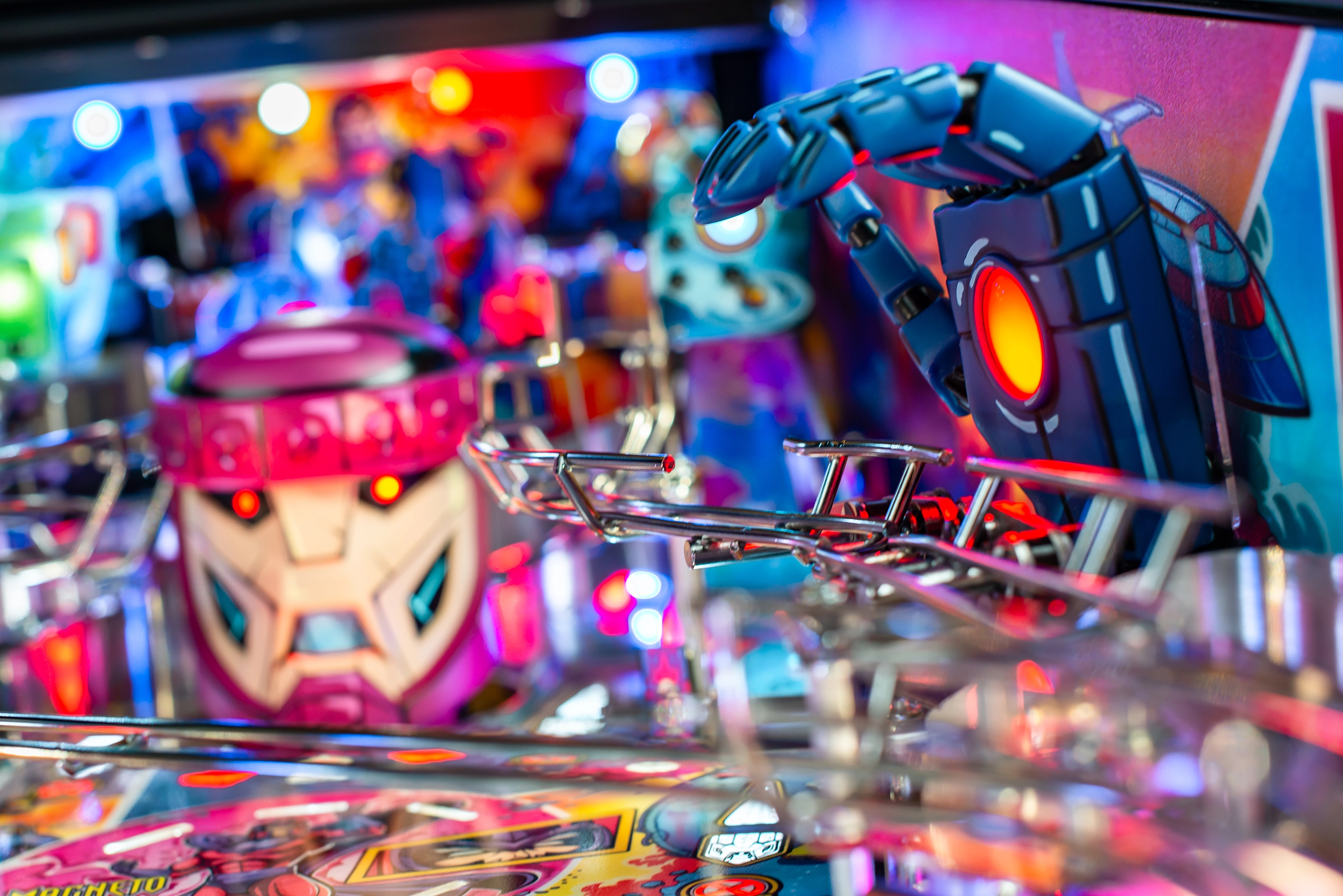 Sentinel hand with illuminated Sentinel beam on Limited Edition The Uncanny X-Men pinball.