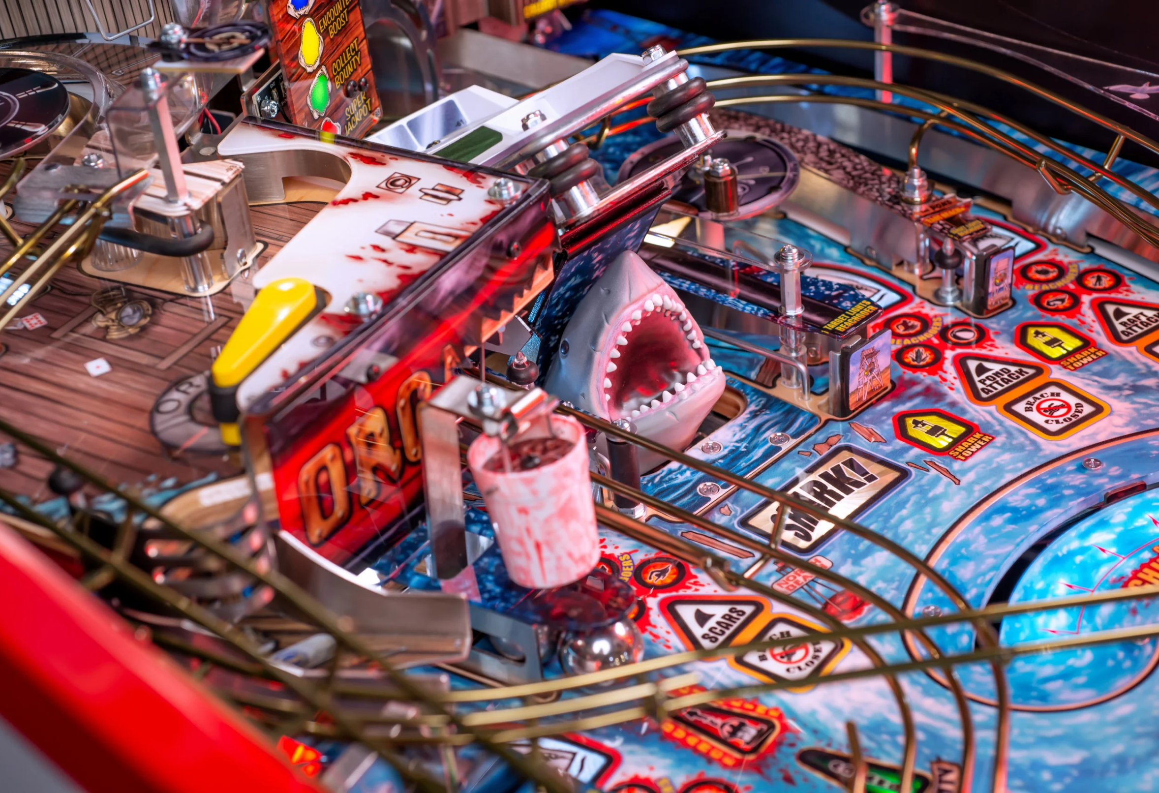 Shark on Jaws Anniversary Edition pinball.
